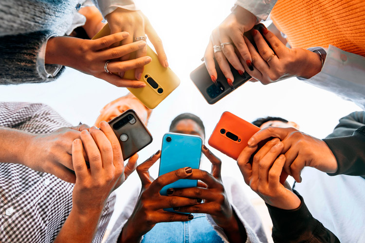 Do 10 urządzeń jednocześnie router do internetu mobilnego