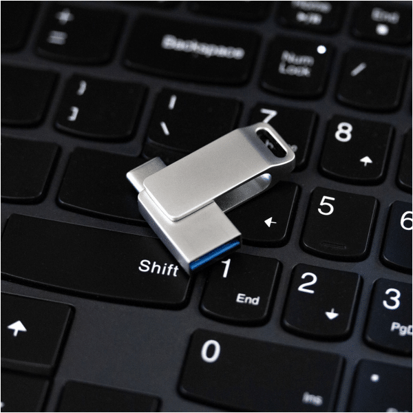 Pendrive Goodram USB + USB C 64GB srebrny
