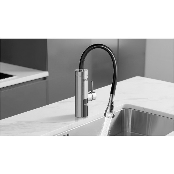 Przepływowy podgrzewacz wody - bateria metalowa kuchenna z elastyczną wylewką