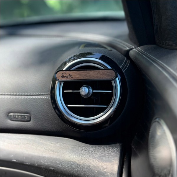 Zapach do samochodu DUFT Classic Drive – metalowy dyfuzor na kratkę +2 wkłady