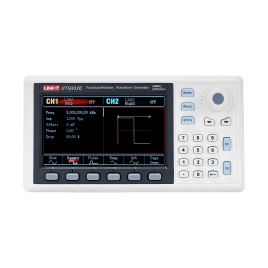 Generator Uni-T UTG932E