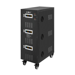 Automatyczny trójfazowy stabilizator napięcia KEMOT PROavr-100k